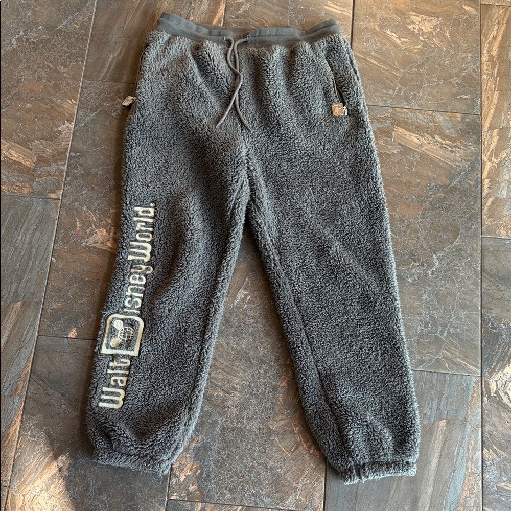 Disney Unisex Gray Fleece Joggers Graphic Zip Pockets, PullOn, Drawstring XXL